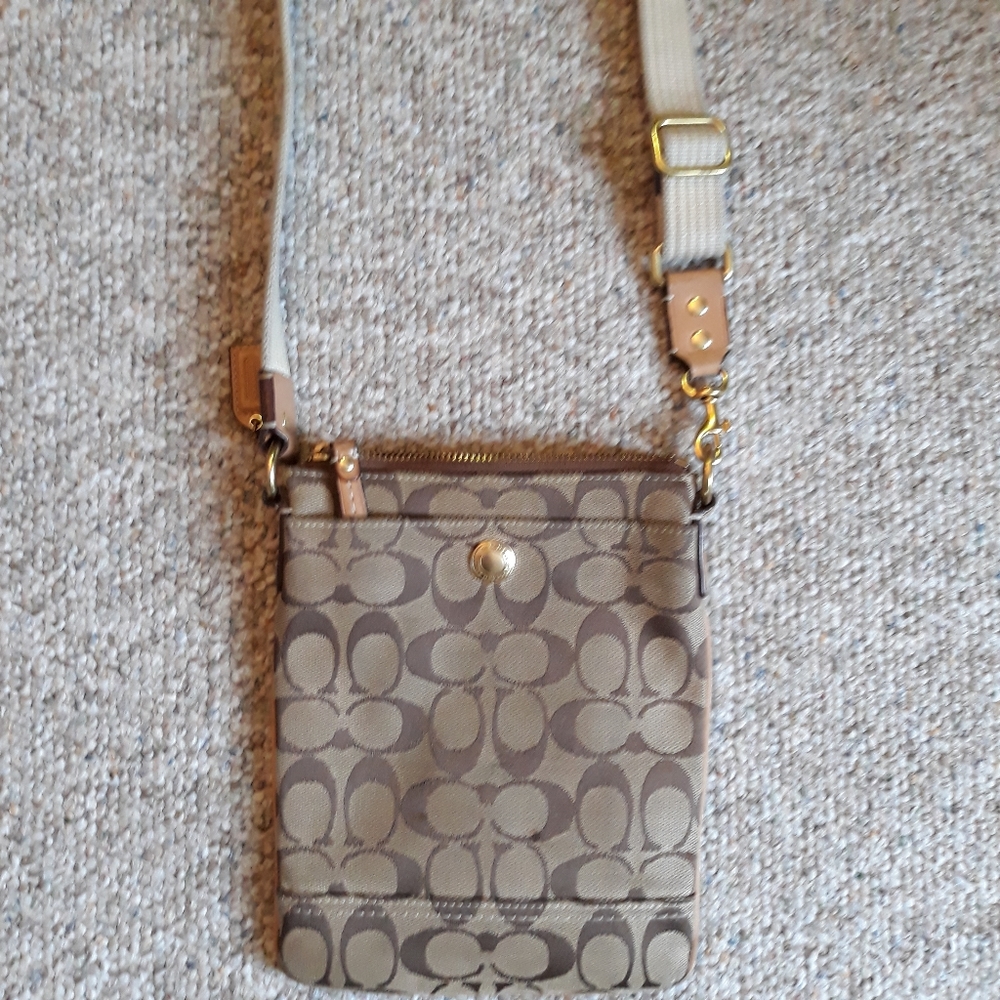 Coach shoulder bag